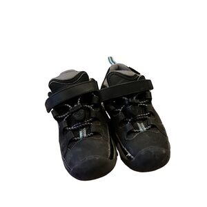 Toddler keen hiking shoes